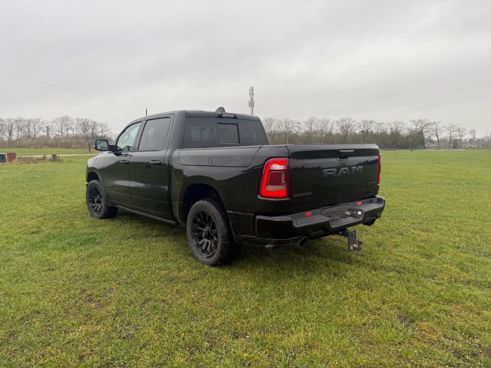 Dodge RAM 1500 5,7 V8 Hemi Laramie Night aut. 4d