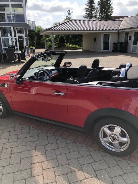 MINI Cooper 1,6 Cabriolet 2d