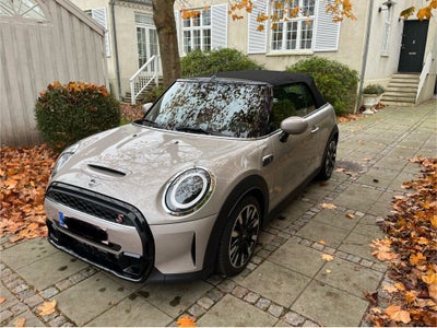 MINI Cooper S 2,0 Essential Cabriolet aut. 2d