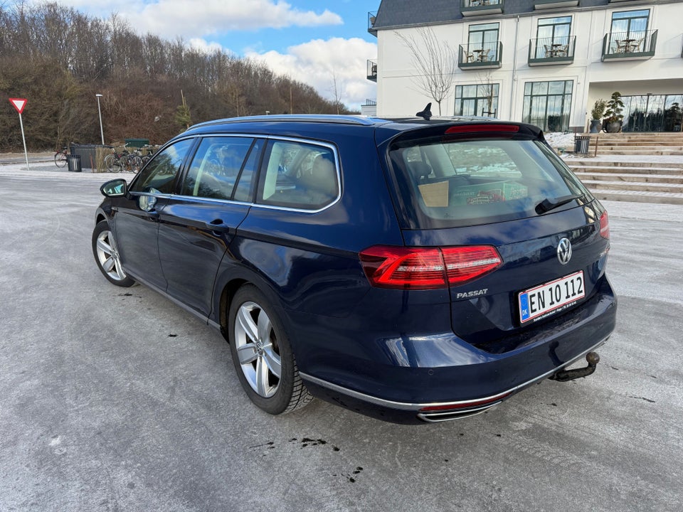 VW Passat 2,0 TDi 240 Highline Variant DSG 4Motion 5d