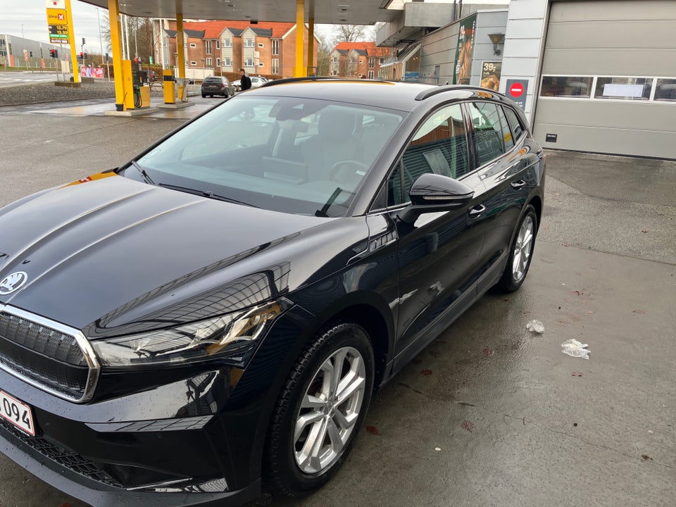 Skoda Enyaq 60 iV Plus 5d