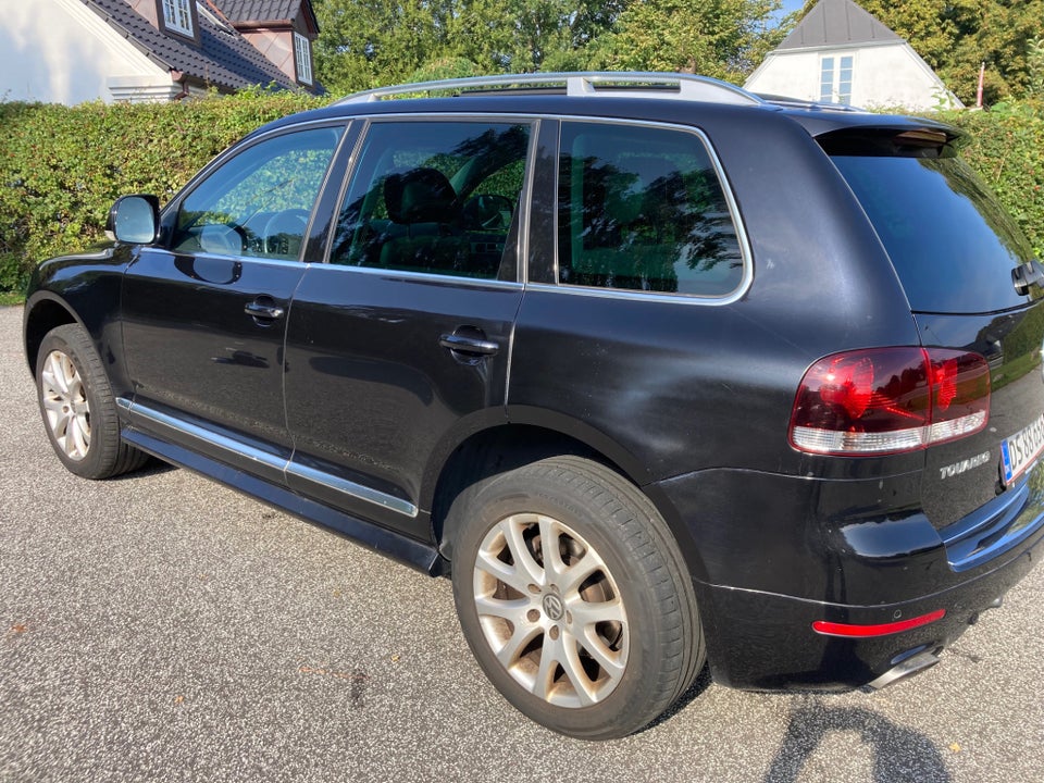 VW Touareg 3,0 TDi Tiptr. 4Motion 5d