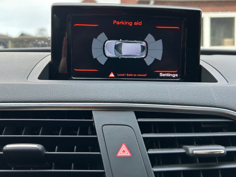 Audi Q3 1,4 TFSi 150 S-tr. 5d