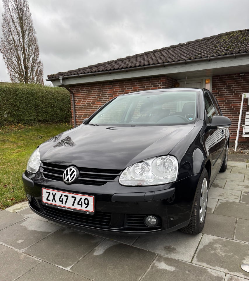 VW Golf V 1,6 Trendline 5d