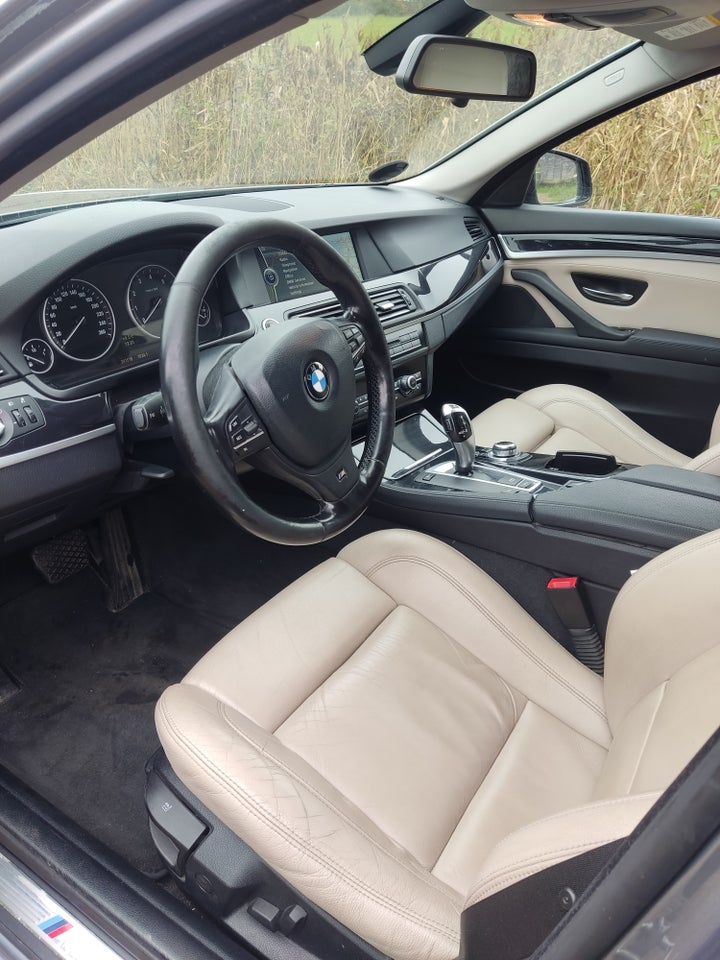 BMW 535i 3,0 Touring aut. 5d