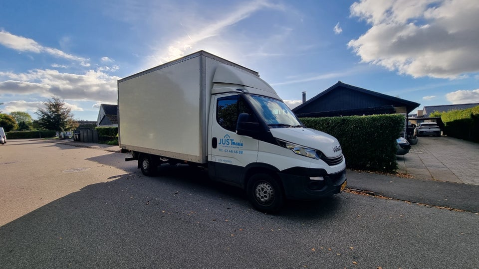 Iveco Daily 2,3 35S16 Alukasse m/lift