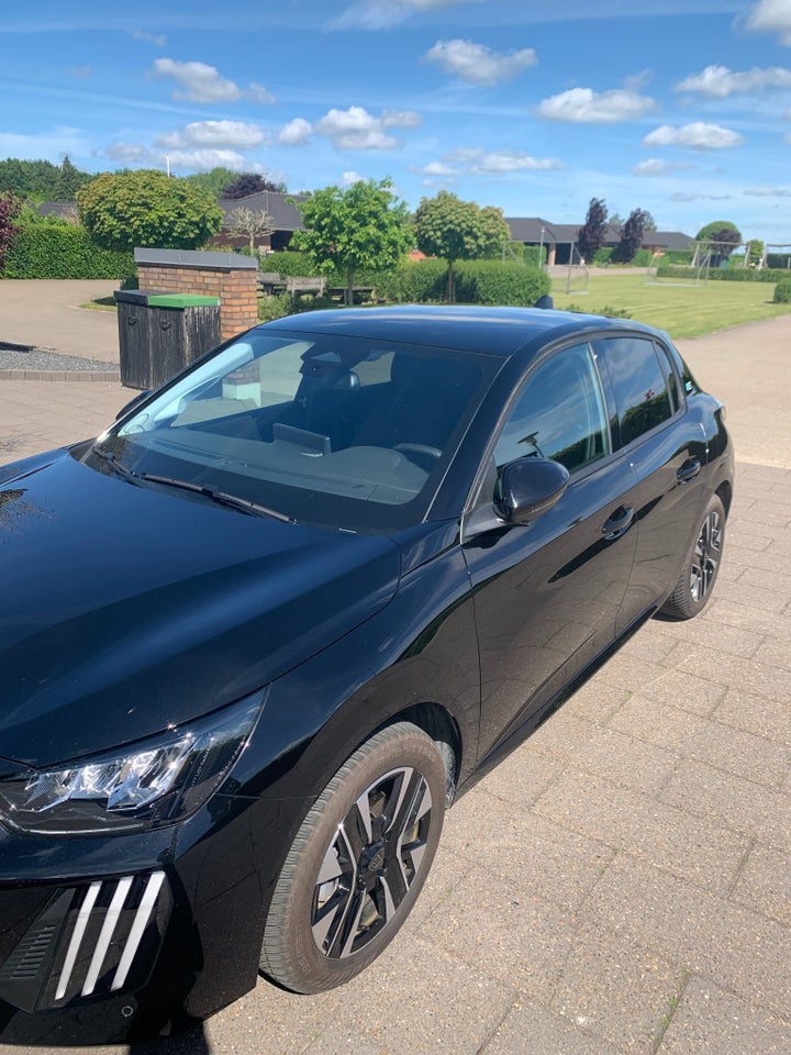 Peugeot e-208 54 Allure 5d