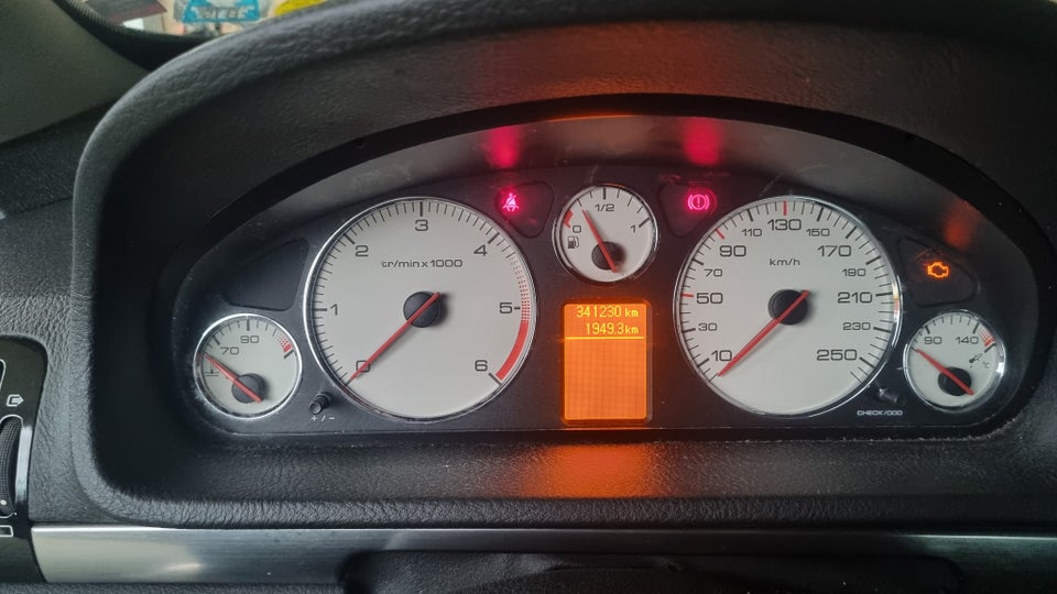 Peugeot 407 2,0 HDi 140 Premium 4d