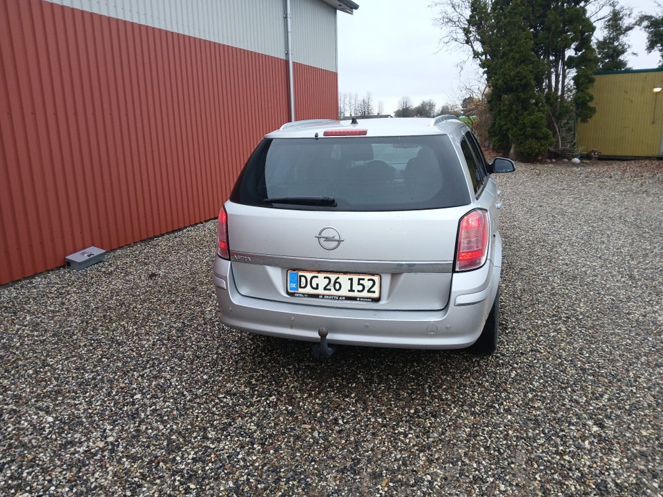 Opel Astra 1,6 16V 115 Classic Wagon 5d