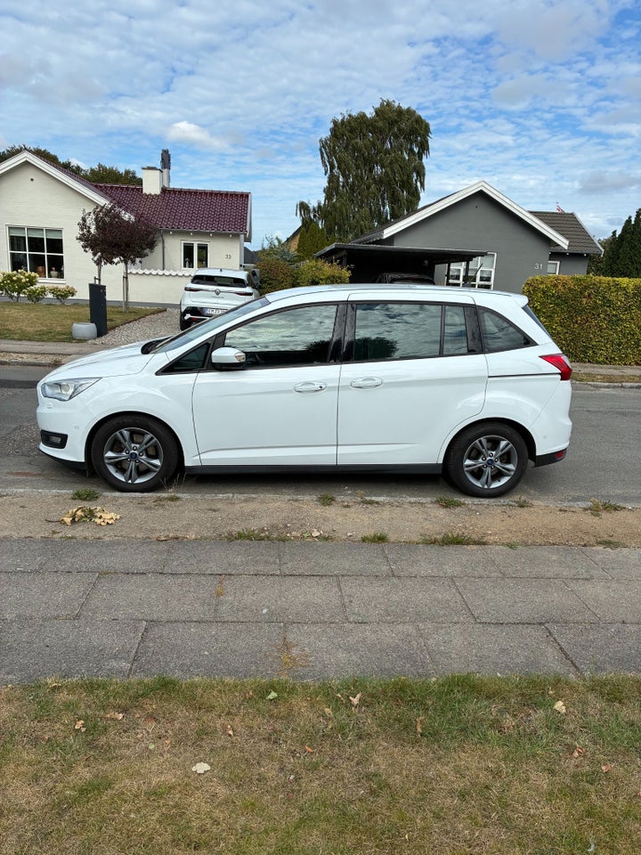 Ford Grand C-MAX 1,5 TDCi 120 Business Van 5d