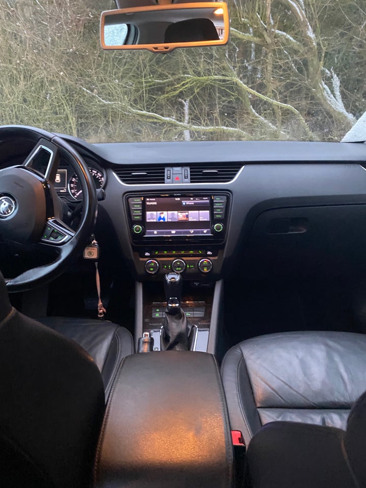 Skoda Octavia 1,8 TSi 180 Elegance Combi DSG 5d