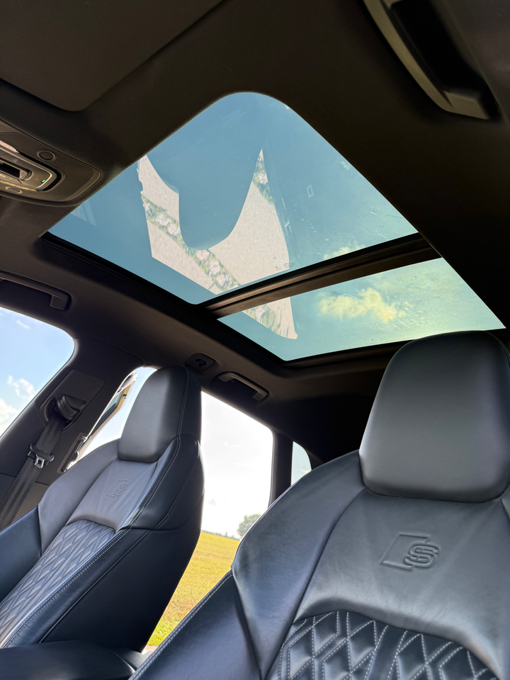 Audi e-tron 55 S-line quattro 5d