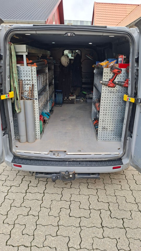 Ford Transit Custom 320 L2 2,0 TDCi 170 Sport