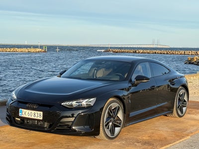 Audi e-tron GT  quattro 4d