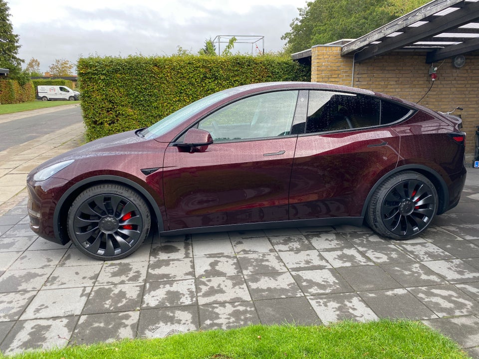 Tesla Model Y Performance AWD 5d