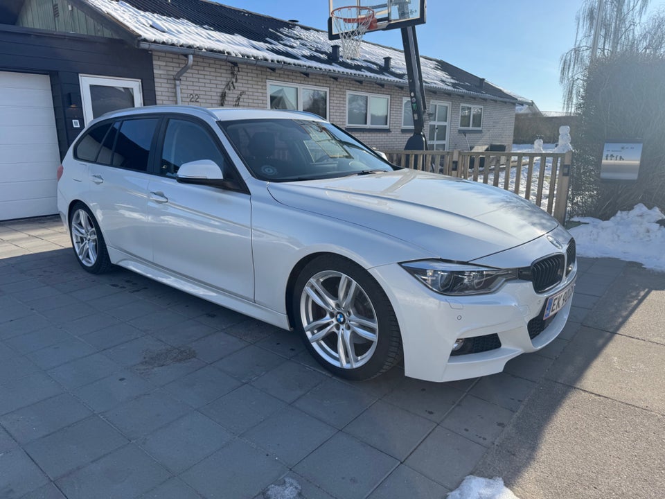 BMW 330i 2,0 Touring Sport Line aut. 5d