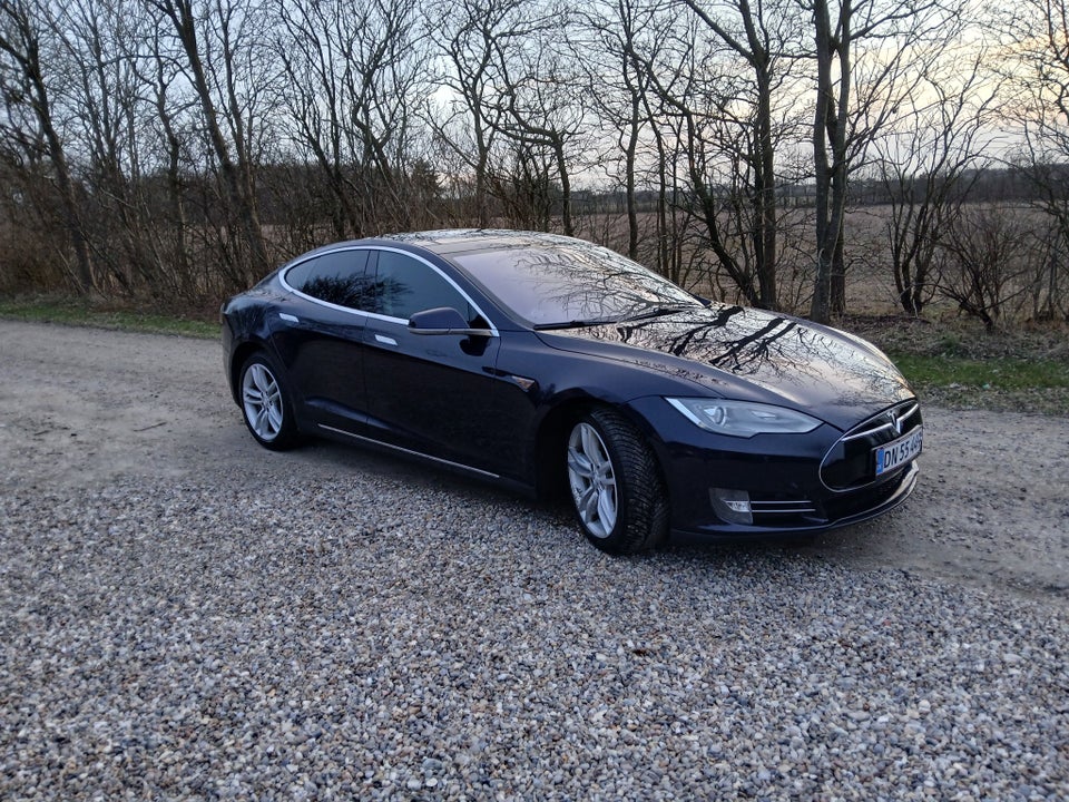 Tesla Model S 85 5d