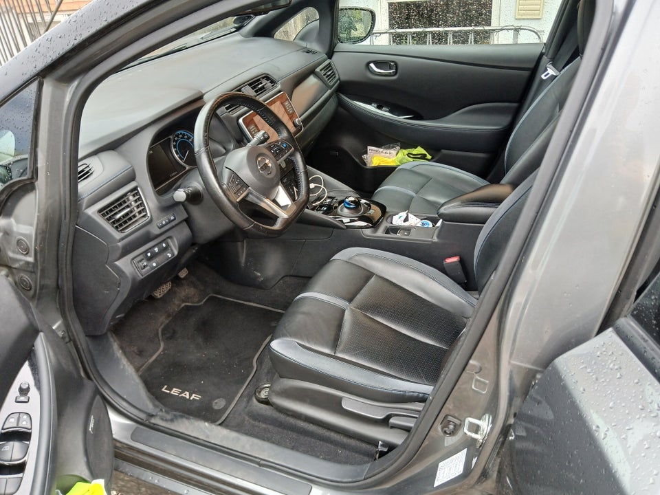 Nissan Leaf 62 e+ Tekna 5d