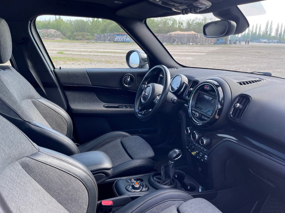 MINI Countryman Cooper SE 1,5 Essential Edition aut. ALL4 5d