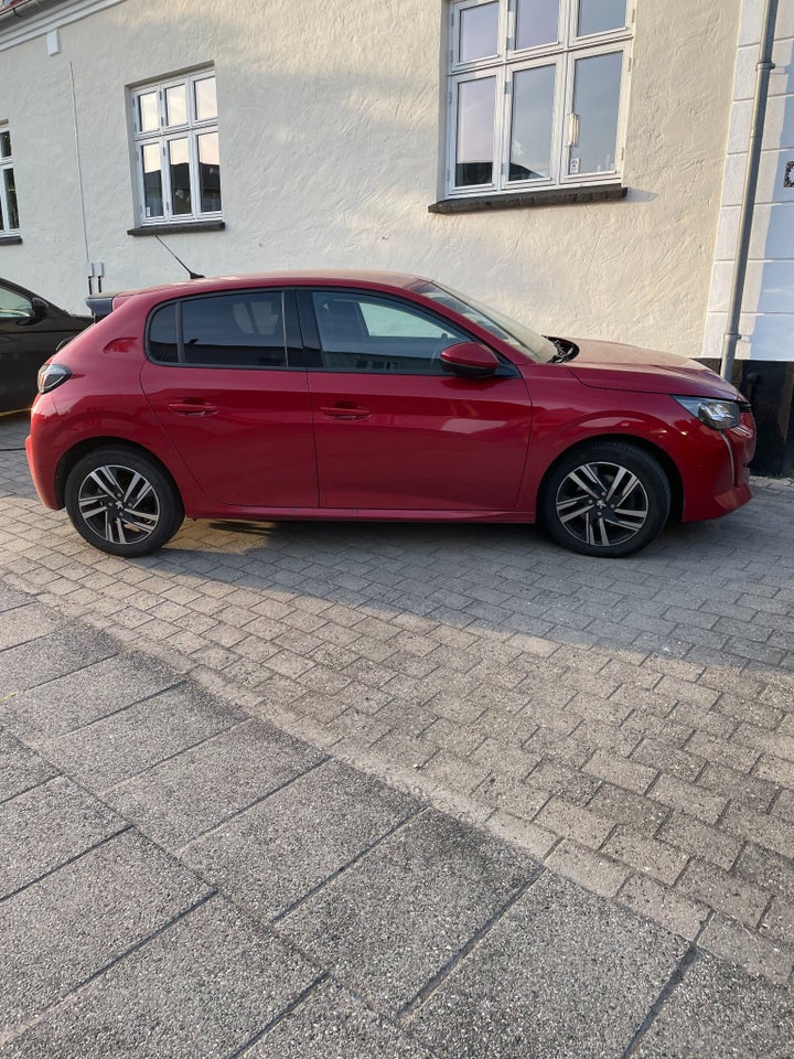 Peugeot 208 1,2 PureTech 100 Allure Pack EAT8 5d