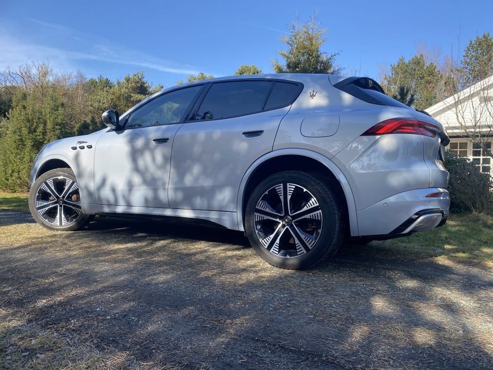 Maserati Grecale Folgore 5d