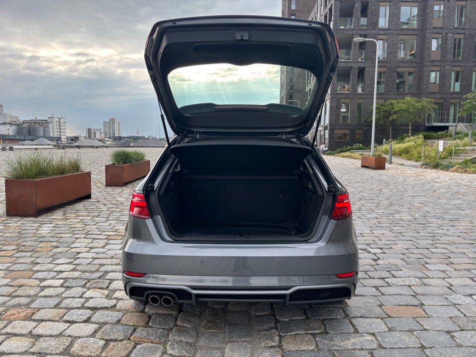 Audi A3 40 TFSi Sport Limited Sportback S-tr. 5d