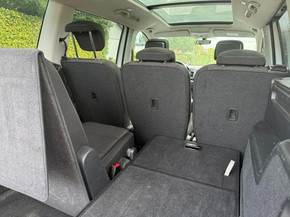 VW Sharan 2,0 TDi 150 Comfortline DSG 7prs 5d