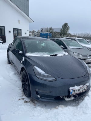 Tesla Model 3  Long Range AWD 4d