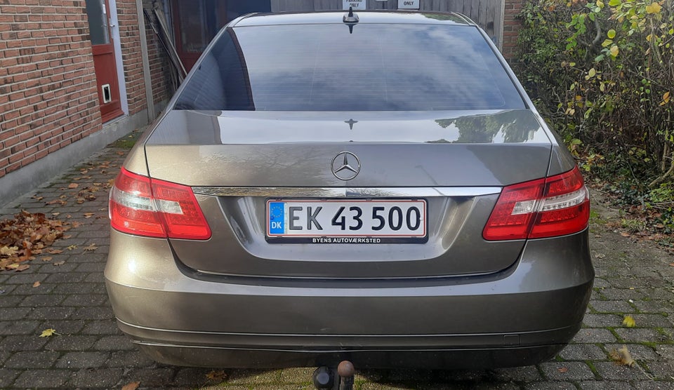 Mercedes E200 2,2 CDi aut. BE 4d