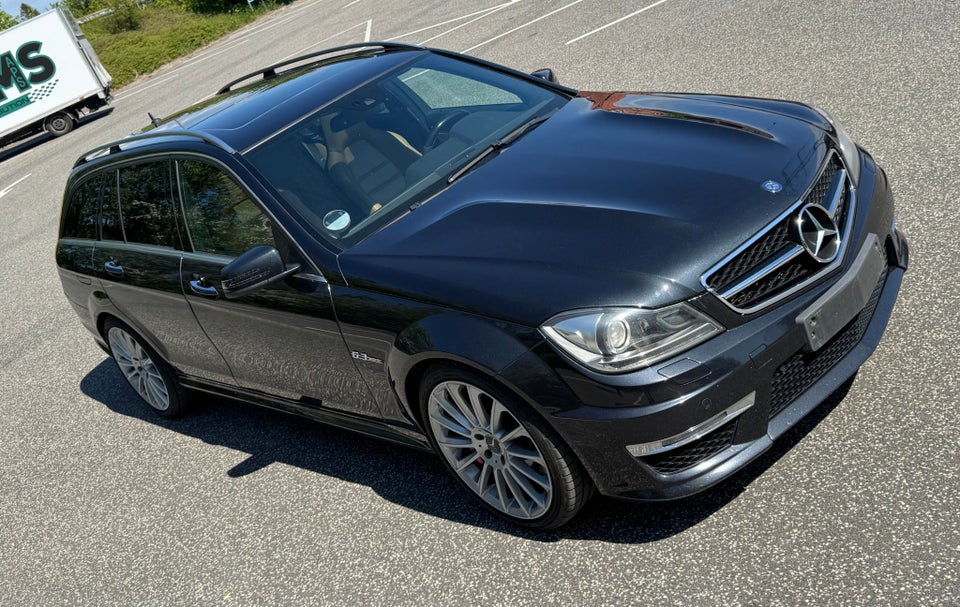 Mercedes C63 6,3 AMG Performance stc. aut. 5d