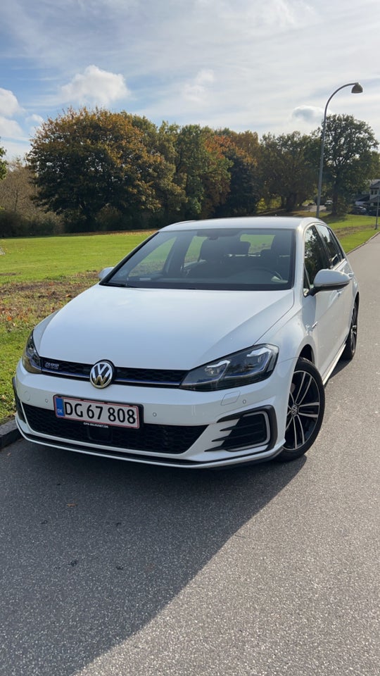 VW Golf VII 1,4 GTE DSG 5d