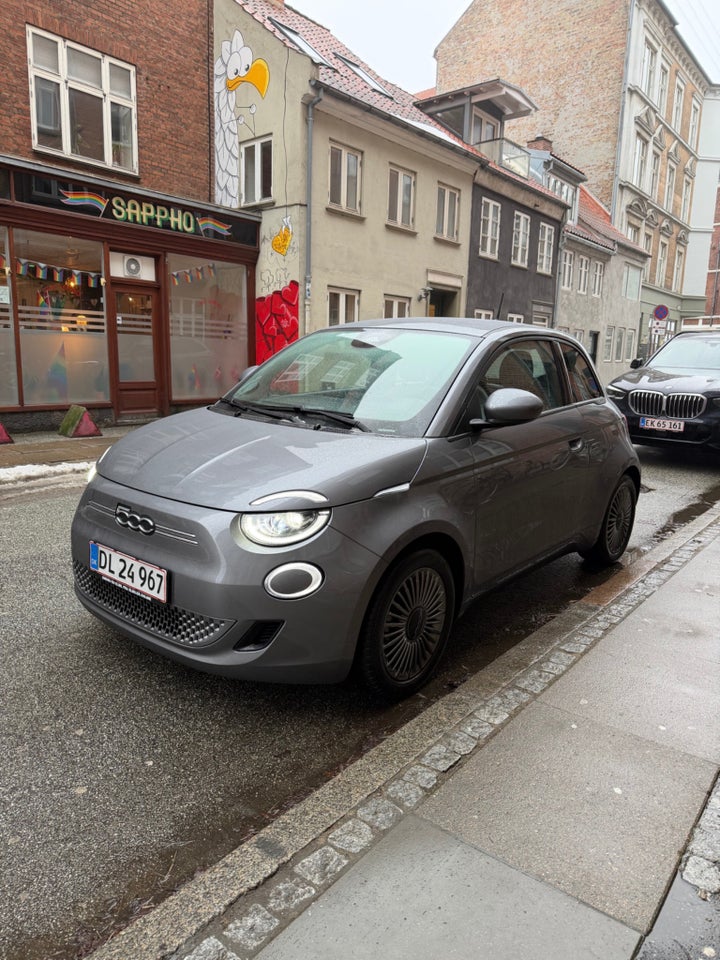 Fiat 500e 42 Icon 3d