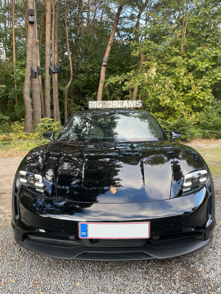 Porsche Taycan 4S 4d