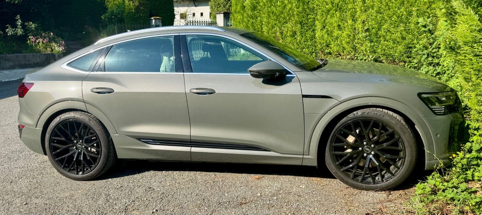 Audi Q8 e-tron 55 Sportback quattro 5d