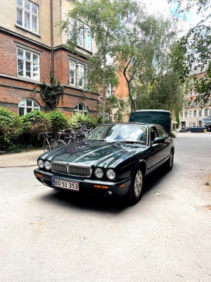 Jaguar XJ8 4,0 Sovereign 4d