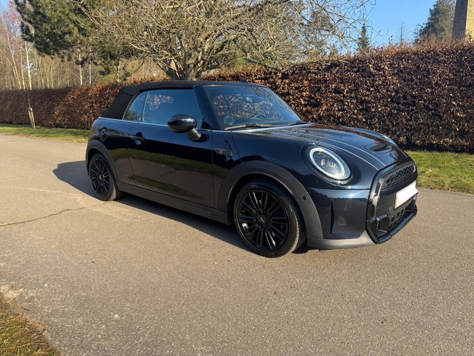 MINI Cooper S 2,0 Essential Cabriolet aut. 2d