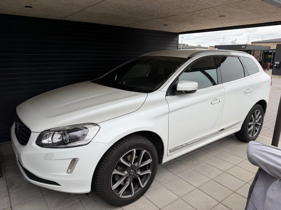 Volvo XC60 2,0 T5 245 Summum aut. 5d
