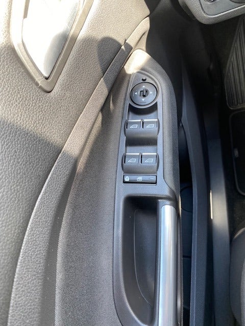 Ford C-MAX 1,5 SCTi 150 Fun 5d