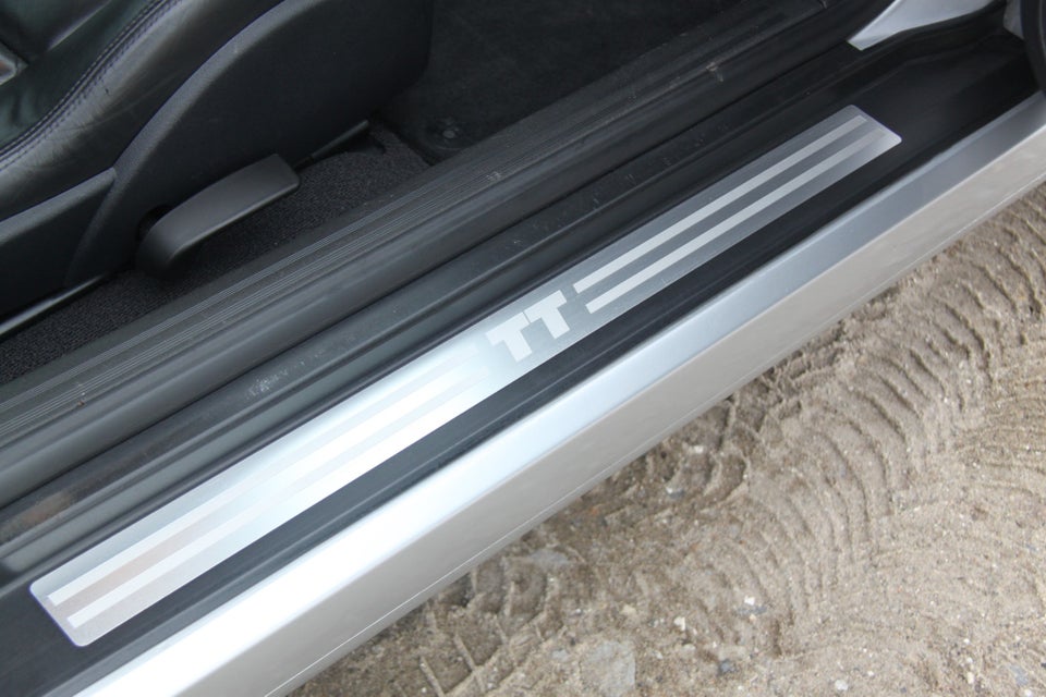 Audi TT 1,8 T 225 Coupé quattro 2d