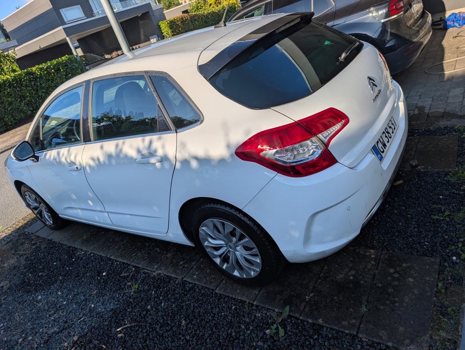 Citroën C4 1,6 HDi 90 Seduction 5d