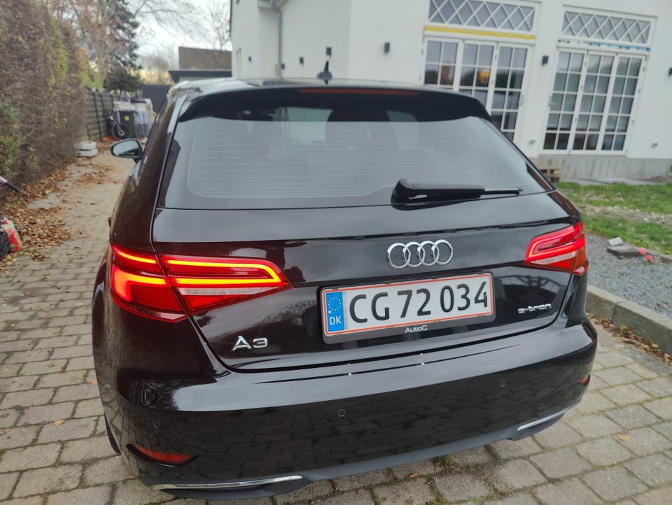 Audi A3 1,4 e-tron Sportback S-tr. 5d