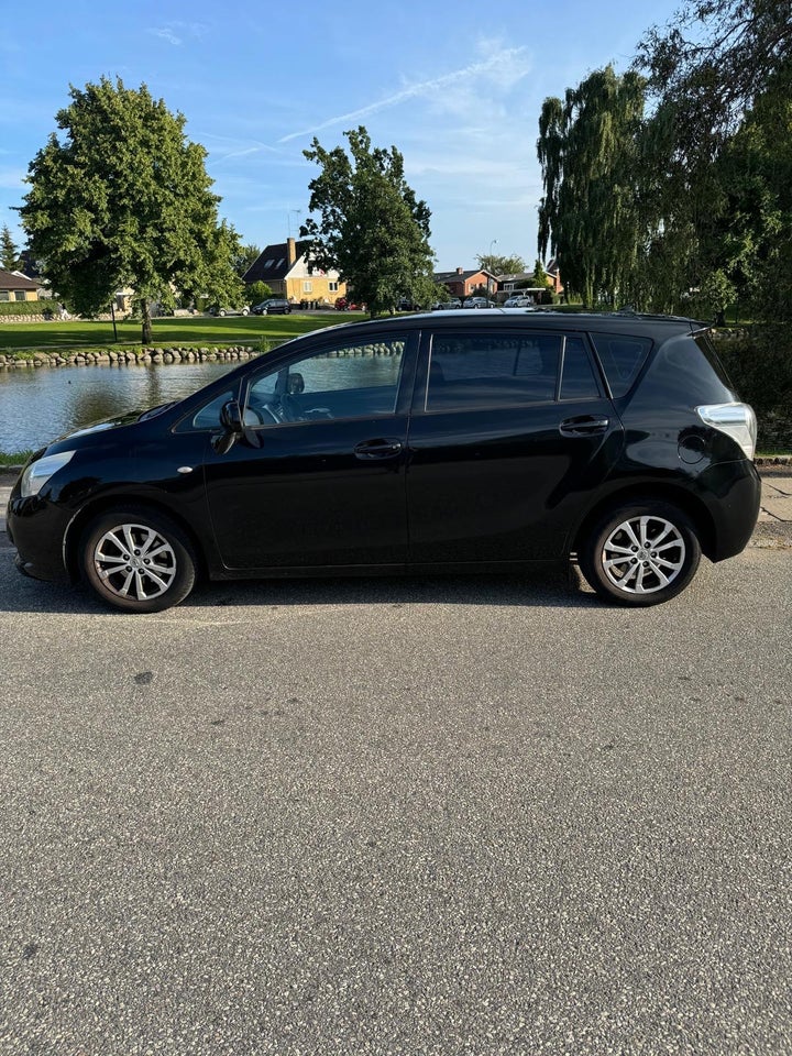 Toyota Verso 1,8 T3+ 7prs 5d