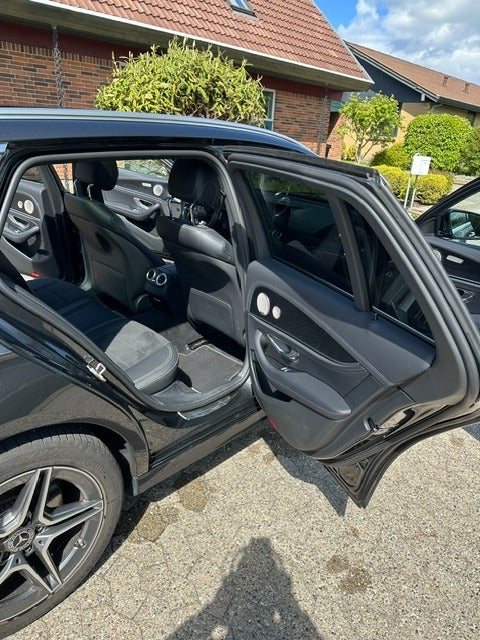 Mercedes E300 e 2,0 AMG Line stc. aut. 5d
