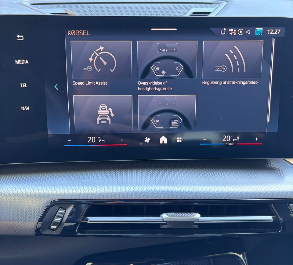 BMW iX1 eDrive20 Fully Charged M-Sport 5d