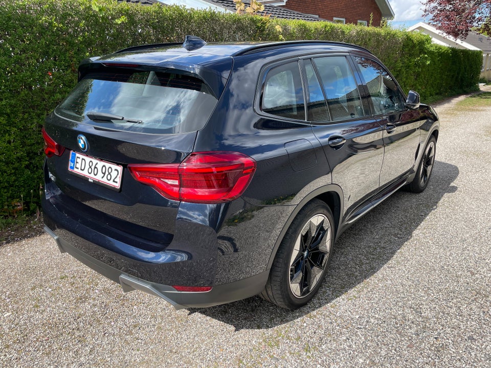 BMW iX3 Charged Impressive 5d