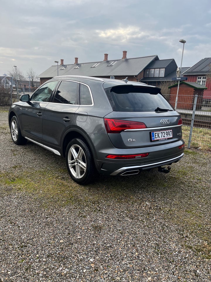 Audi Q5 50 TFSi e S-line quattro S-tr. 5d