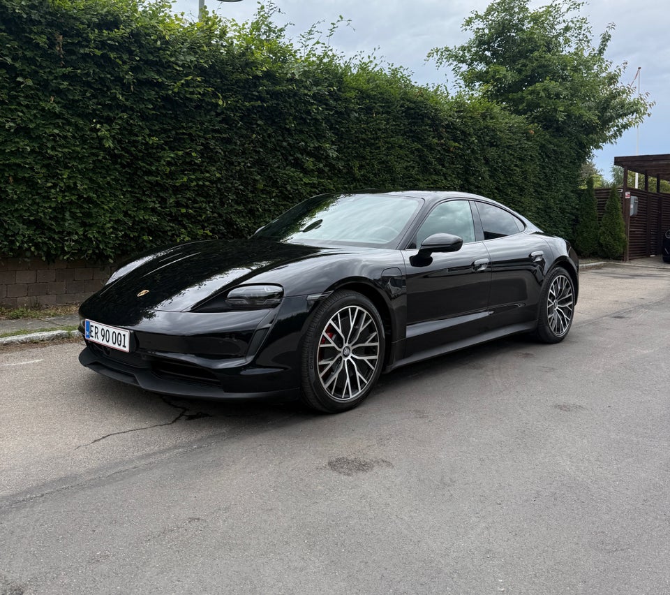 Porsche Taycan 4S Performance+ 4d