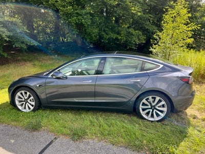 Tesla Model 3  Long Range AWD El 4x4 4x4 aut. Automatgear modelår 2019 km 85000 Grå ABS airbag servi