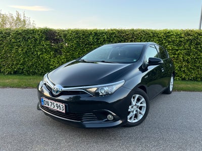 Toyota Auris 1,8 Hybrid H2 Comfort CVT 5d