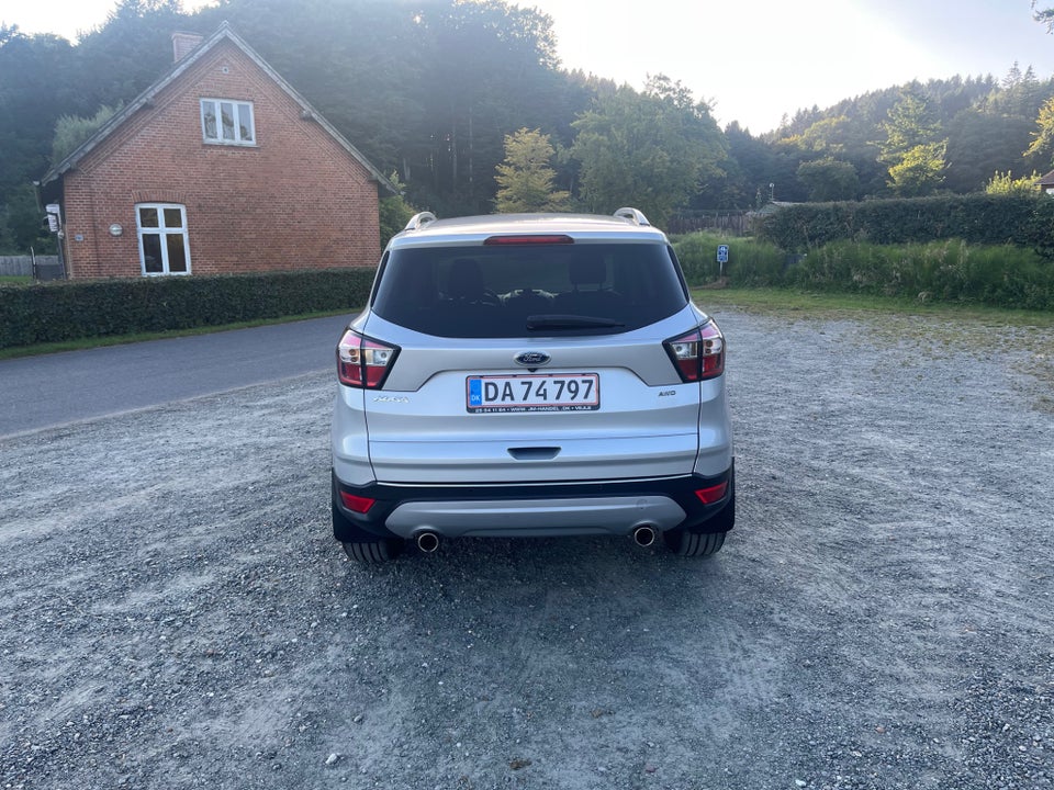 Ford Kuga 1,5 SCTi 176 Titanium aut. AWD 5d